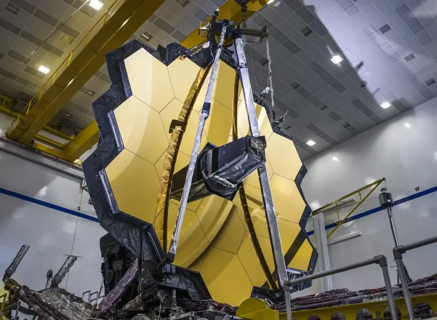 James Webb Teleskobu, Jupiter'in Uydusu Europa Üzerinde Karbondioksit Tespit Etti