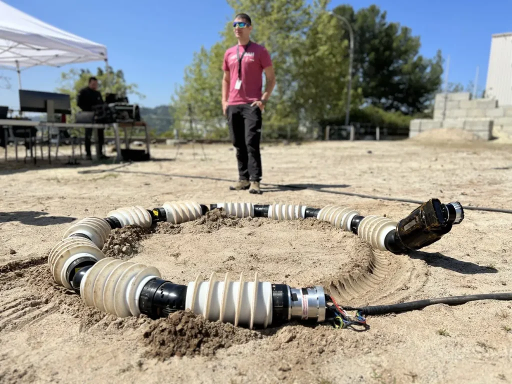 JPL'nin Yılan Benzeri EELS Robotu: Keşif Sınırlarını Zorluyor
