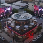Tesla Diner Hollywood'a Retro-Fütüristik Bir Ziyafetle Açıldı